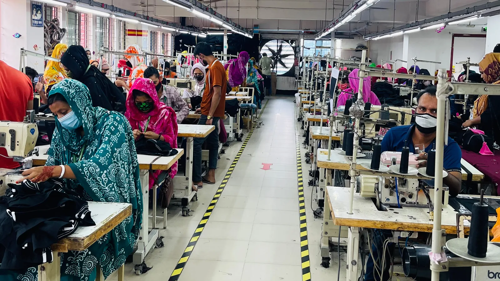 Sabah Designers Sewing Floor — 950+ Workers in Gazipur
